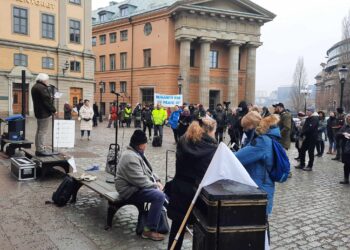 Manifestation för fred, emot svenska stödet till krig i Ukraina!